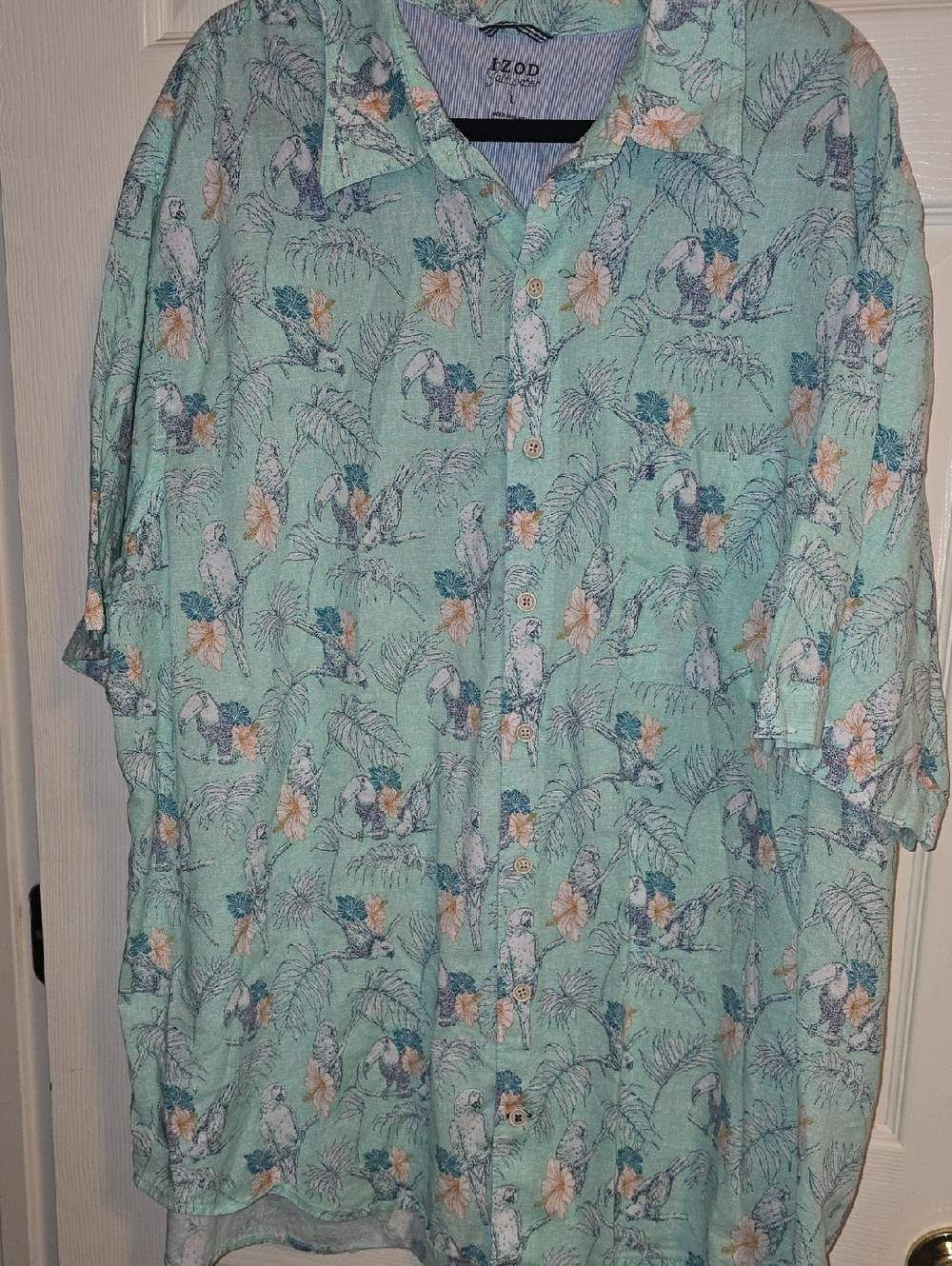 Izod Mint‎ Green Parrot Print Short-Sleeve Button-Down Shirt